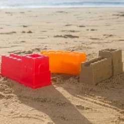 Hape Sand Mould Great Castle Walls -Toys Promotion Store E4081greatcastlewallsb