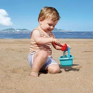 Hape Baby Bucket And Spade 2 Hape Baby Bucket And Spade - Image 2