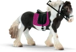 Bullyland Gypsy Cob Mare Horse With Tack