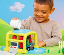 Little Tikes Lets Go Cozy Coupe Colour Change Car Wash