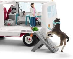 Schleich Mobile Vet 12 Schleich Mobile Vet -Toys Promotion Store mobilevet3